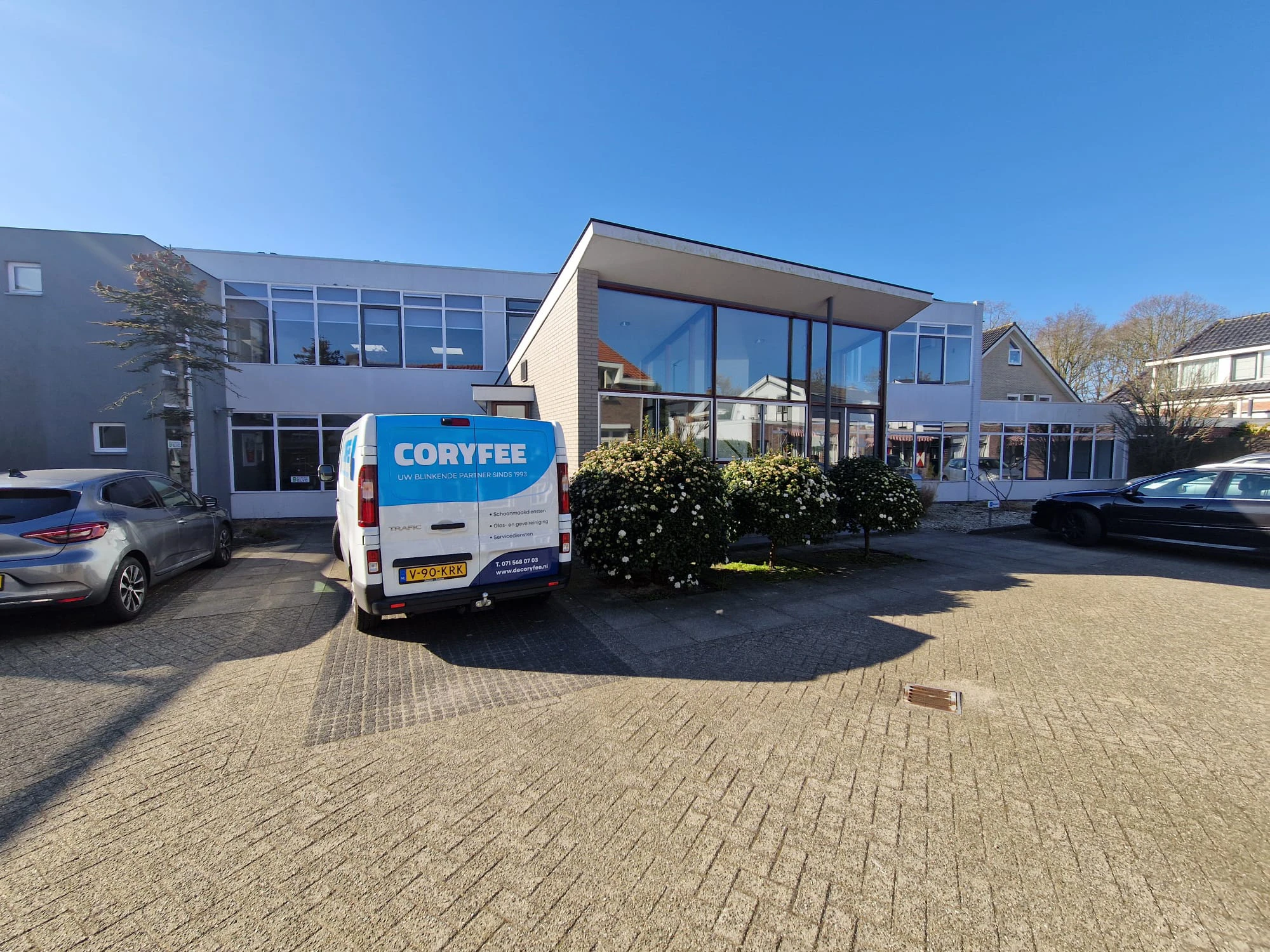 Voor De Coryfee ontwikkelden we een frisse merkuitstraling, sterke webteksten en een SEO-proof website die meegroeit met hun ambities.